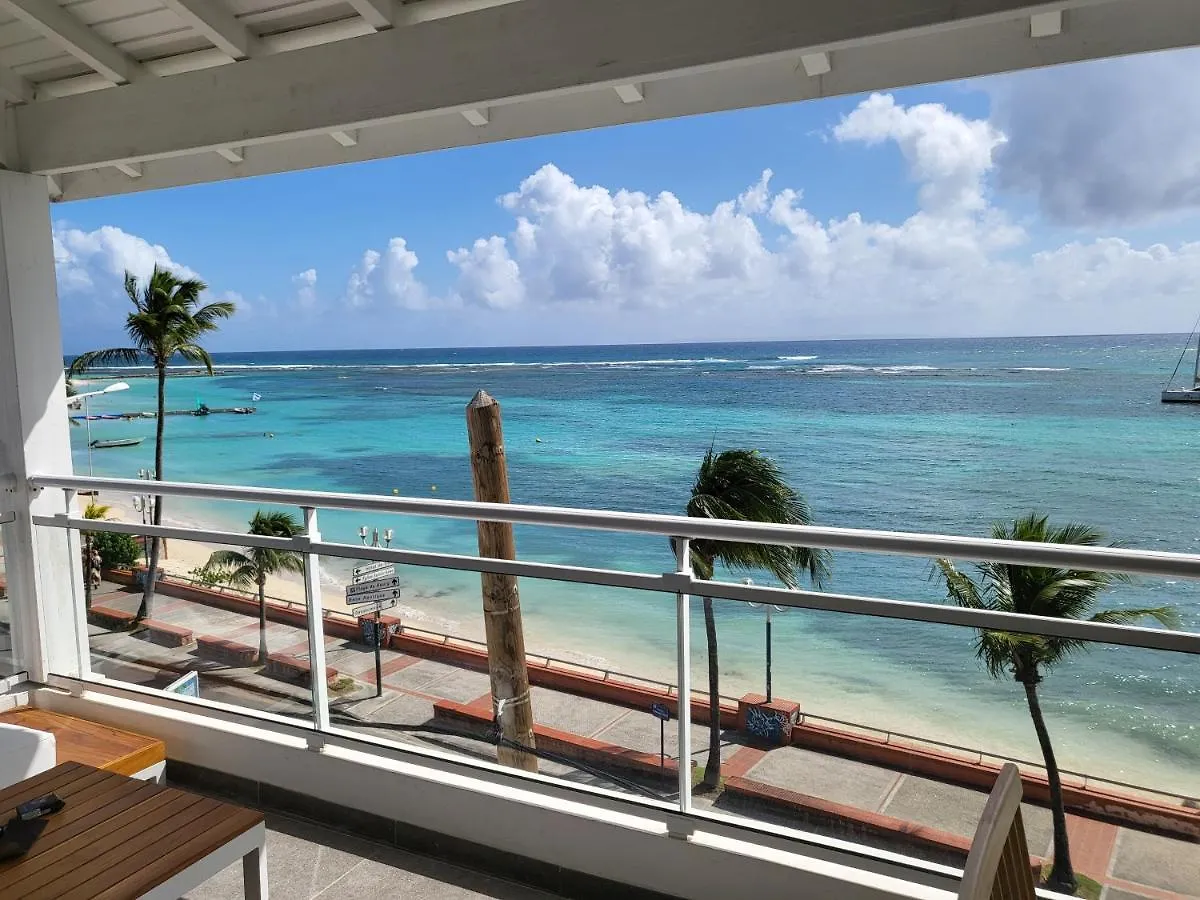 Only4View - Rooftop & Spa Sainte-Anne 0*, Sainte-Anne (Grande-Terre)